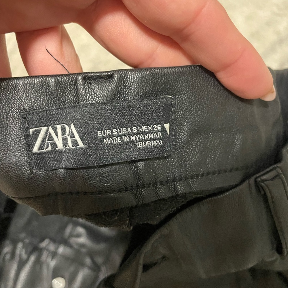 ZARA Black Faux Leather Pants High Rise Moto Skinny Pants Small